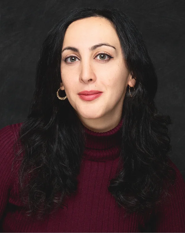 Photo of Lindsay Weinberg